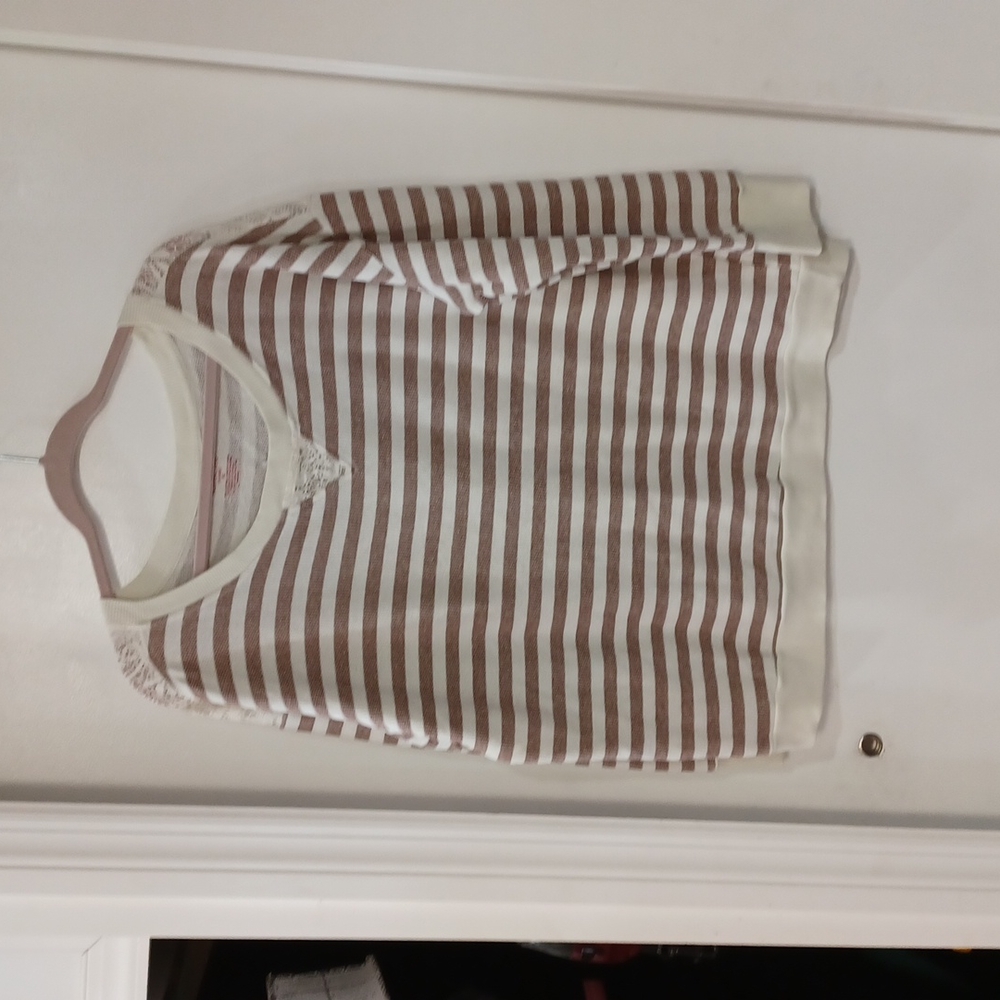 North Crest tan and cream long sleeve shirt